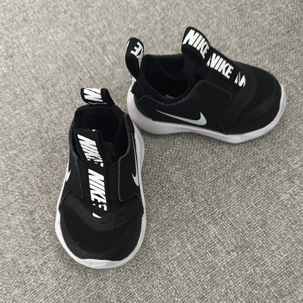 Nike FlexRunner Baby Kids Slip-On Shoes